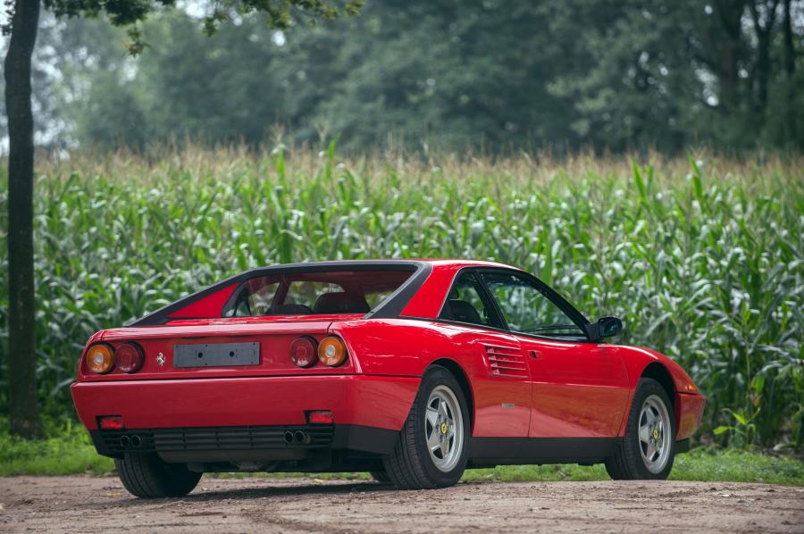  Ferrari Mondial T 1989 года  (фото 11 из 20)